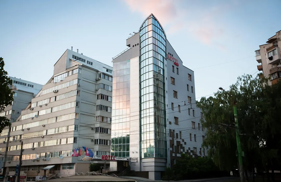 Jumbo Hotel-1